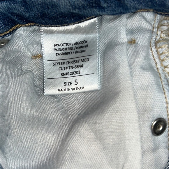 Carly Jean Chrissy Distressed Straight Leg Jeans Size 5 Medium Wash High Rise - Picture 7 of 9